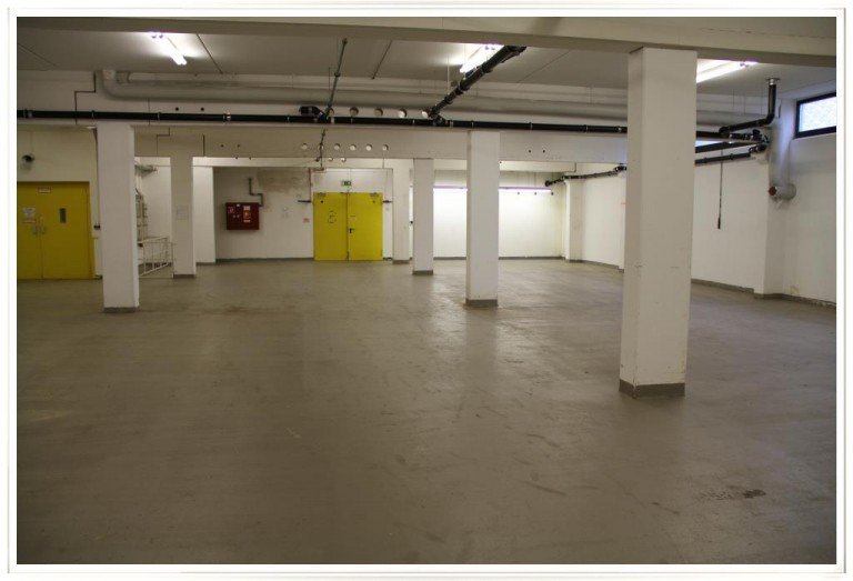 Impressionen N�rnberg Halle / Lager / Produktion Lager in der N�he vom Frankenzentrum